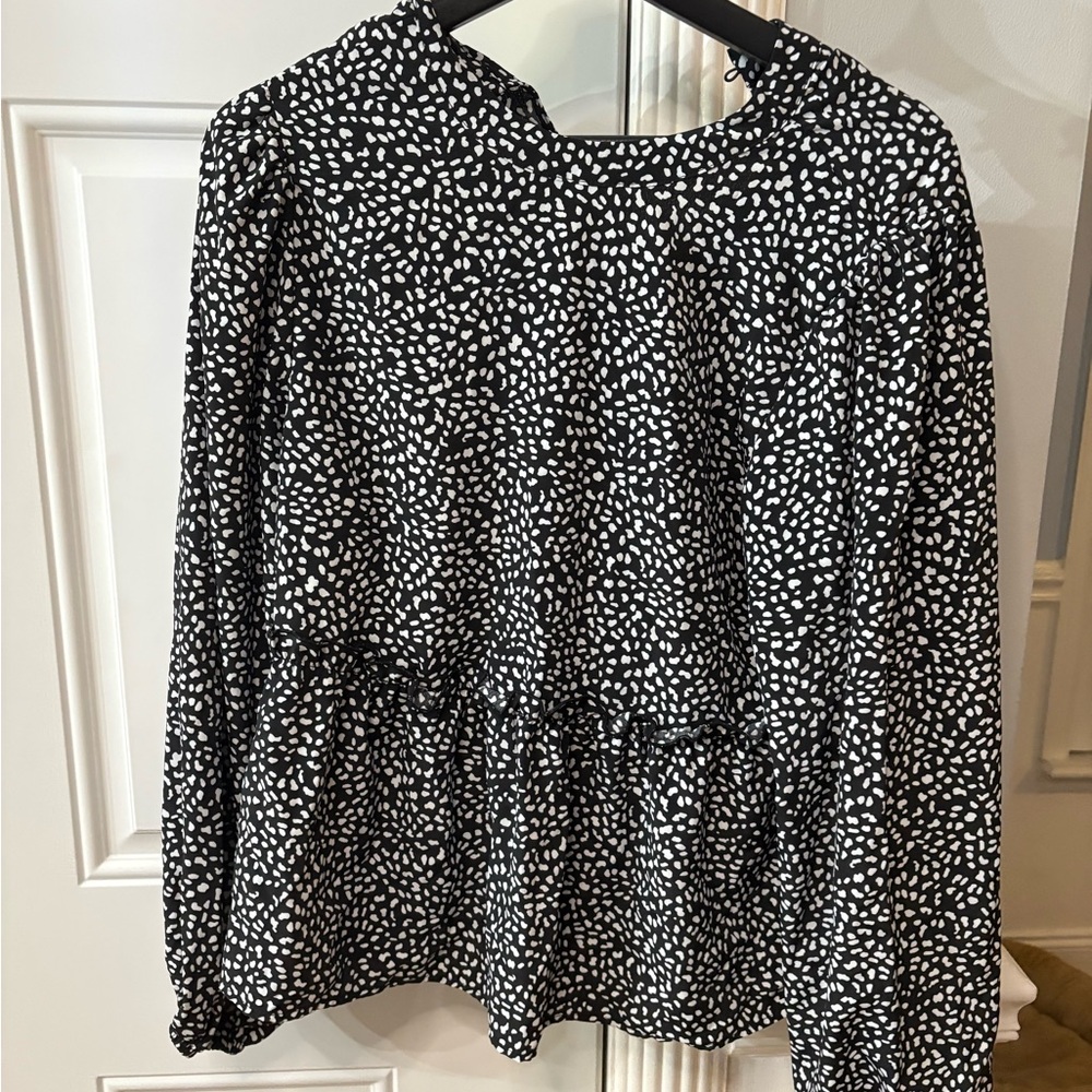 LAST WEEK Sanctuary Women's Black and White Patterned Top